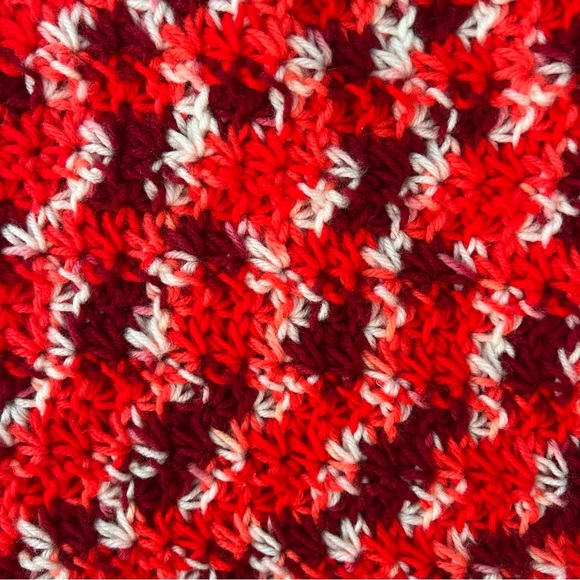 VINTAGE Hand knit large afghan blanket|80x82 - Picture 4 of 9